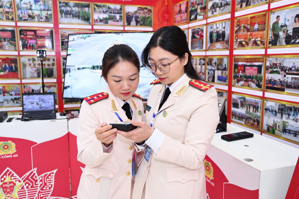 Nhiều giải pháp giúp phụ nữ Công an Tuyên Quang tự tin làm chủ công nghệ chuyển đổi số- Ảnh 2.