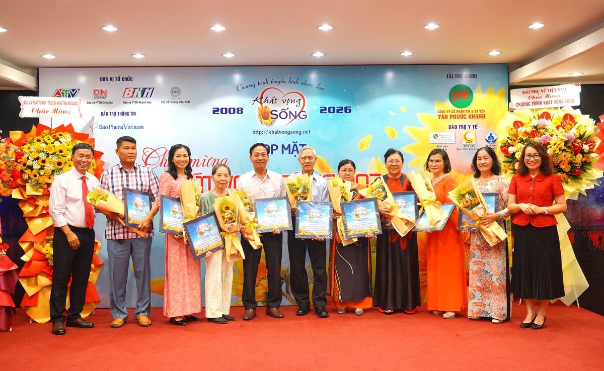 Chương trình Khát Vọng Sống năm 2025: Gần 6,5 tỷ đồng trợ giúp bà con nghèo hồi sinh- Ảnh 2. Chương trình Khát Vọng Sống năm 2025: Gần 6,5 tỷ đồng trợ giúp bà con nghèo hồi sinh- Ảnh 2.