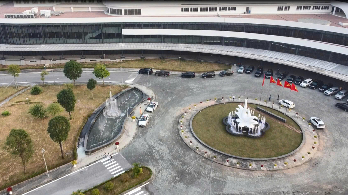 Cận cảnh cơ sở 2 Bệnh viện Bạch Mai và Bệnh viện Hữu nghị Việt Đức trước ngày khánh thành- Ảnh 4.