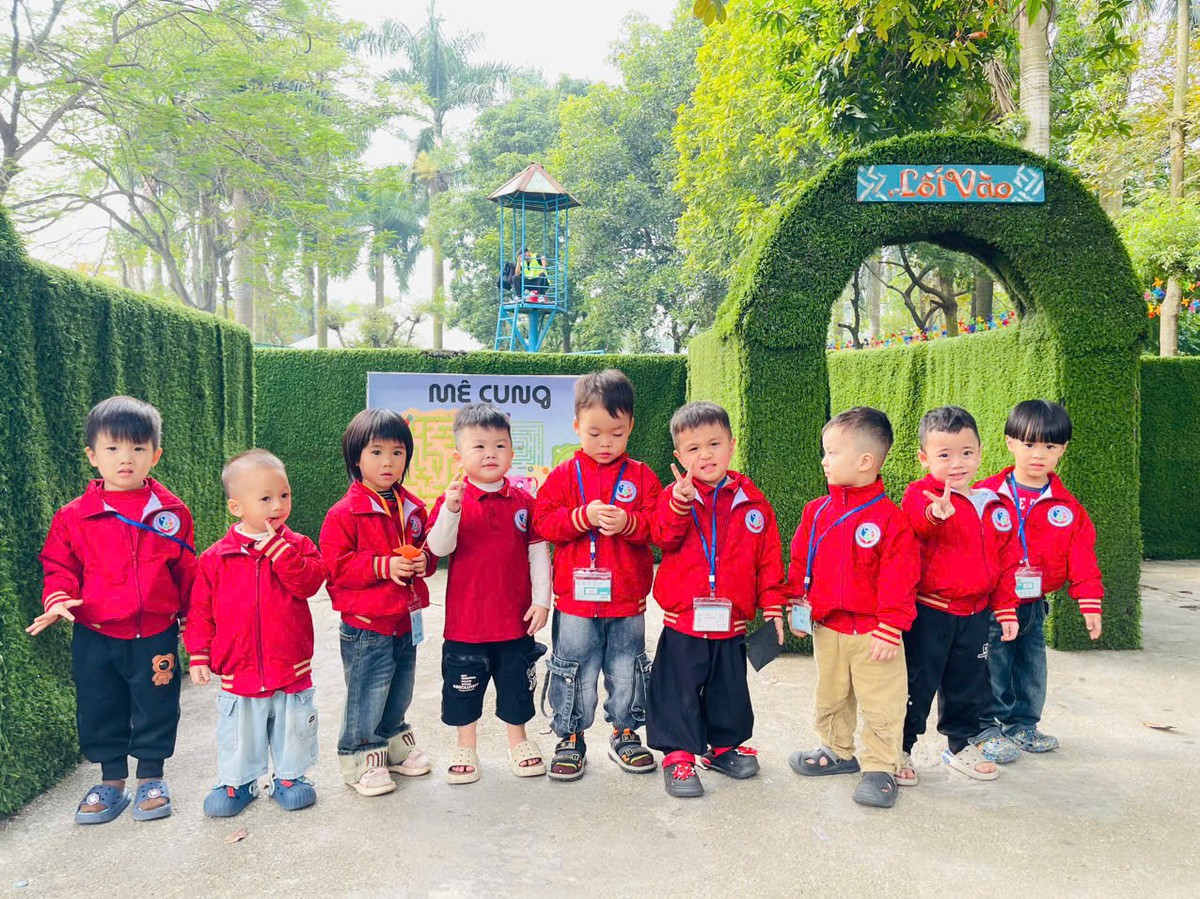 Trao thêm quyền phụ huynh, lo nguy cơ lạm thu trong trường càng lớn- Ảnh 2. Trao thêm quyền phụ huynh, lo nguy cơ lạm thu trong trường càng lớn- Ảnh 2.