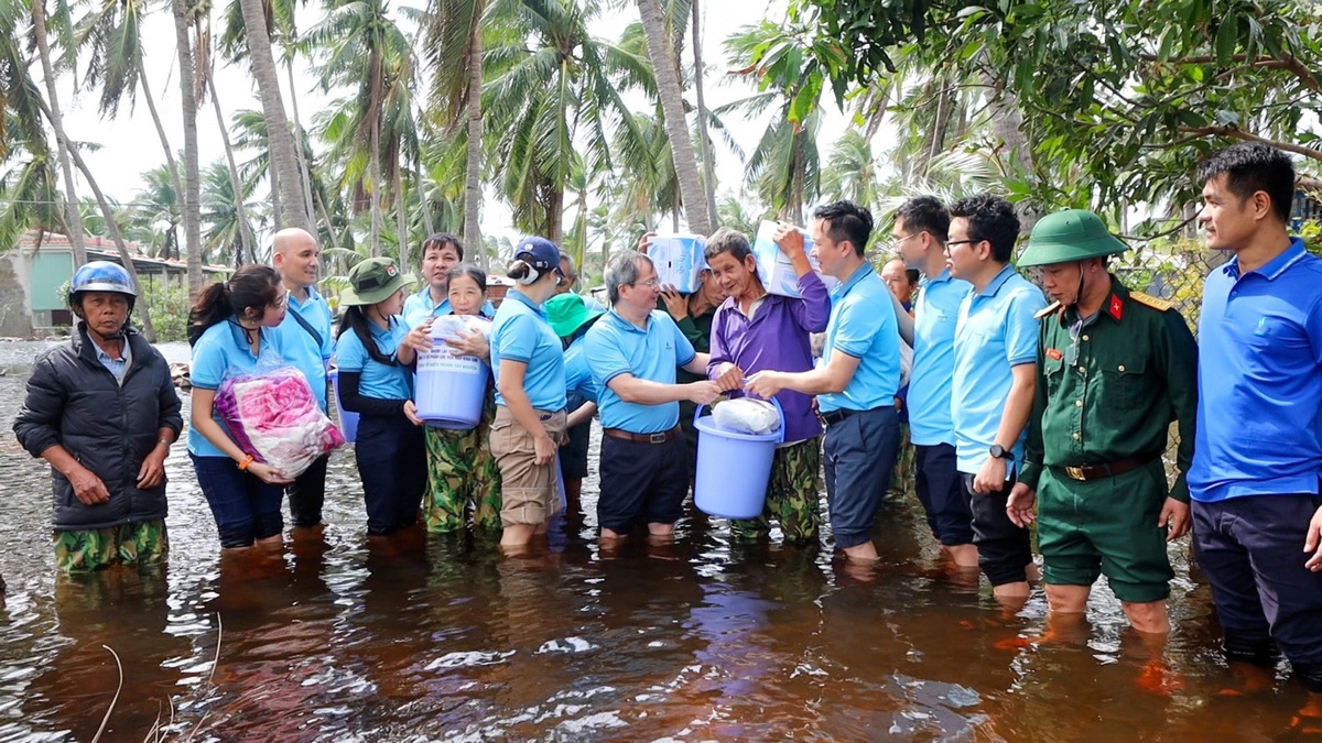 Nghĩa tình Petrovietnam về với bà con trước thềm năm mới- Ảnh 4.