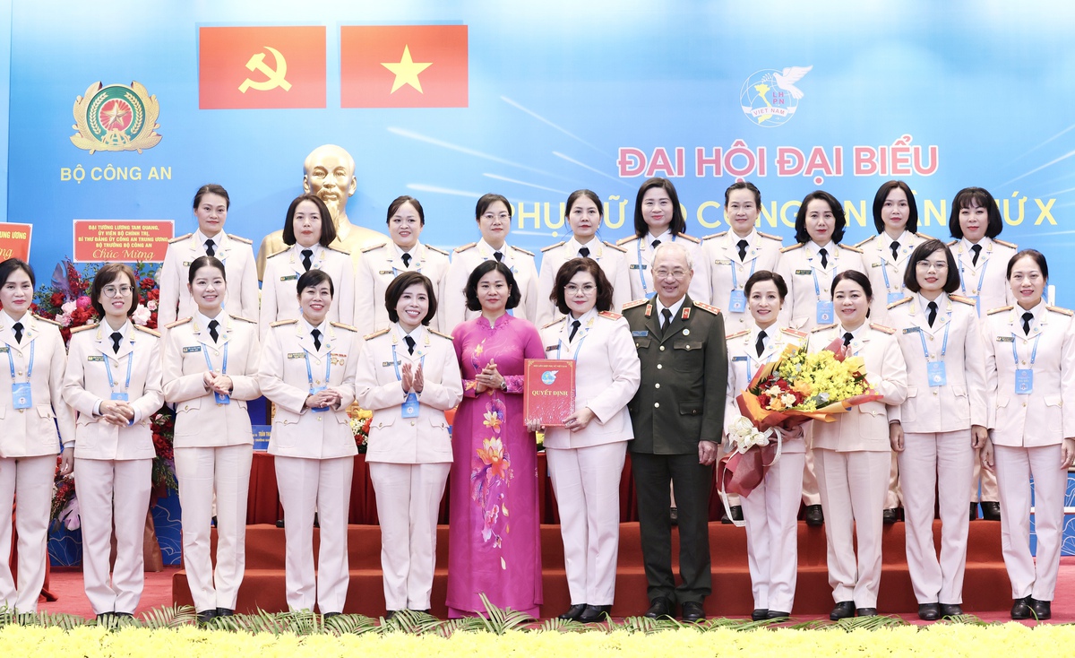 Những hình ảnh đẹp tại Đại hội đại biểu Phụ nữ Bộ Công an lần thứ X- Ảnh 12.