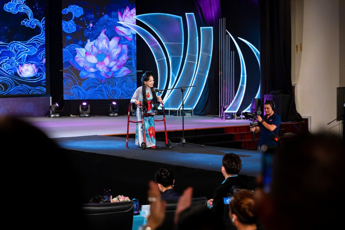 Đại sứ Hoa hậu Trăng khuyết Việt Nam 2025: Nhan sắc chính là thế giới nội tâm- Ảnh 3.