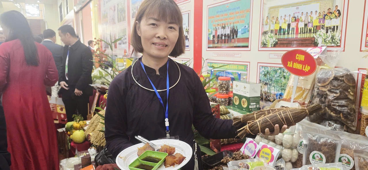 Phụ nữ xứ Lạng khoe đặc sản vùng cao tại Đại hội Nông dân tỉnh- Ảnh 4.