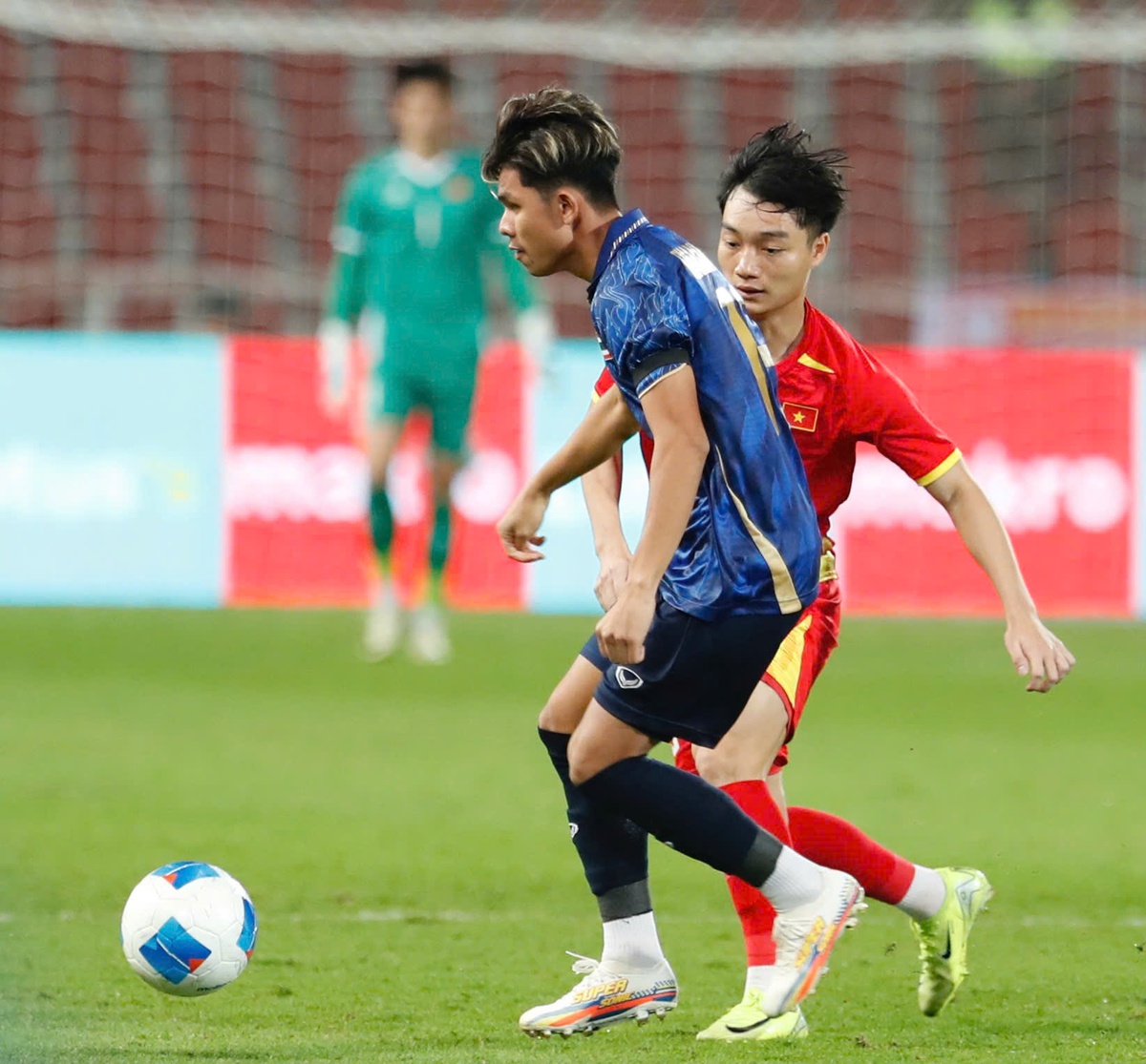 Ngược dòng ngoạn mục, U22 Việt Nam vô địch bóng đá nam SEA Games 33- Ảnh 1.