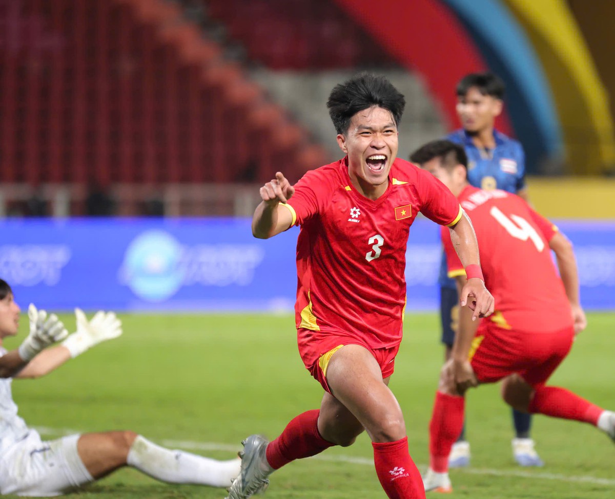 Chùm ảnh: Nhìn lại trận Chung kết đầy cảm xúc và chiến thắng tuyệt vời của U22 Việt Nam- Ảnh 11.