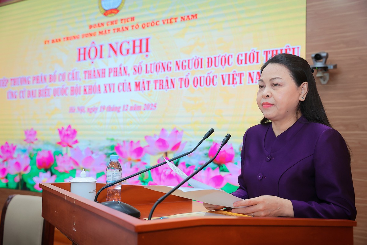 Khối Mặt trận Tổ quốc Việt Nam giới thiệu 25 người ứng cử đại biểu Quốc hội khóa XVI- Ảnh 2.