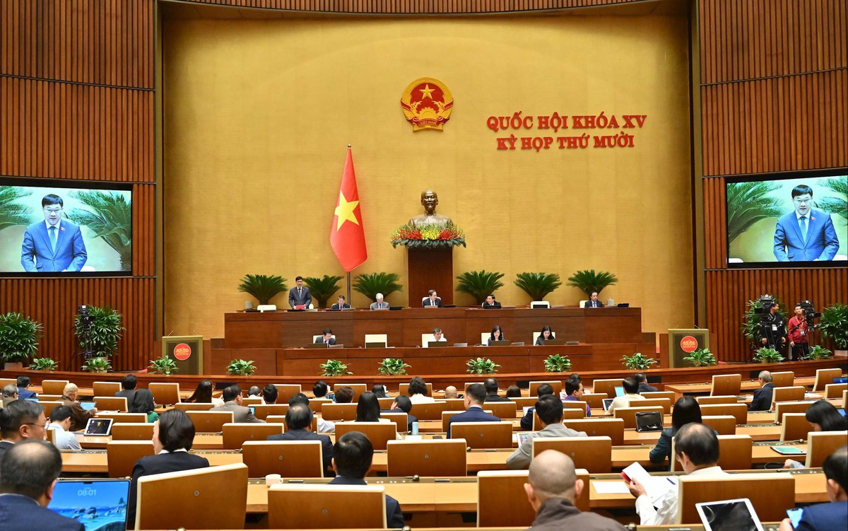 Đảm bảo công bằng, quan tâm chăm sóc sức khỏe người dân và công tác y tế vùng sâu, vùng xa- Ảnh 1.