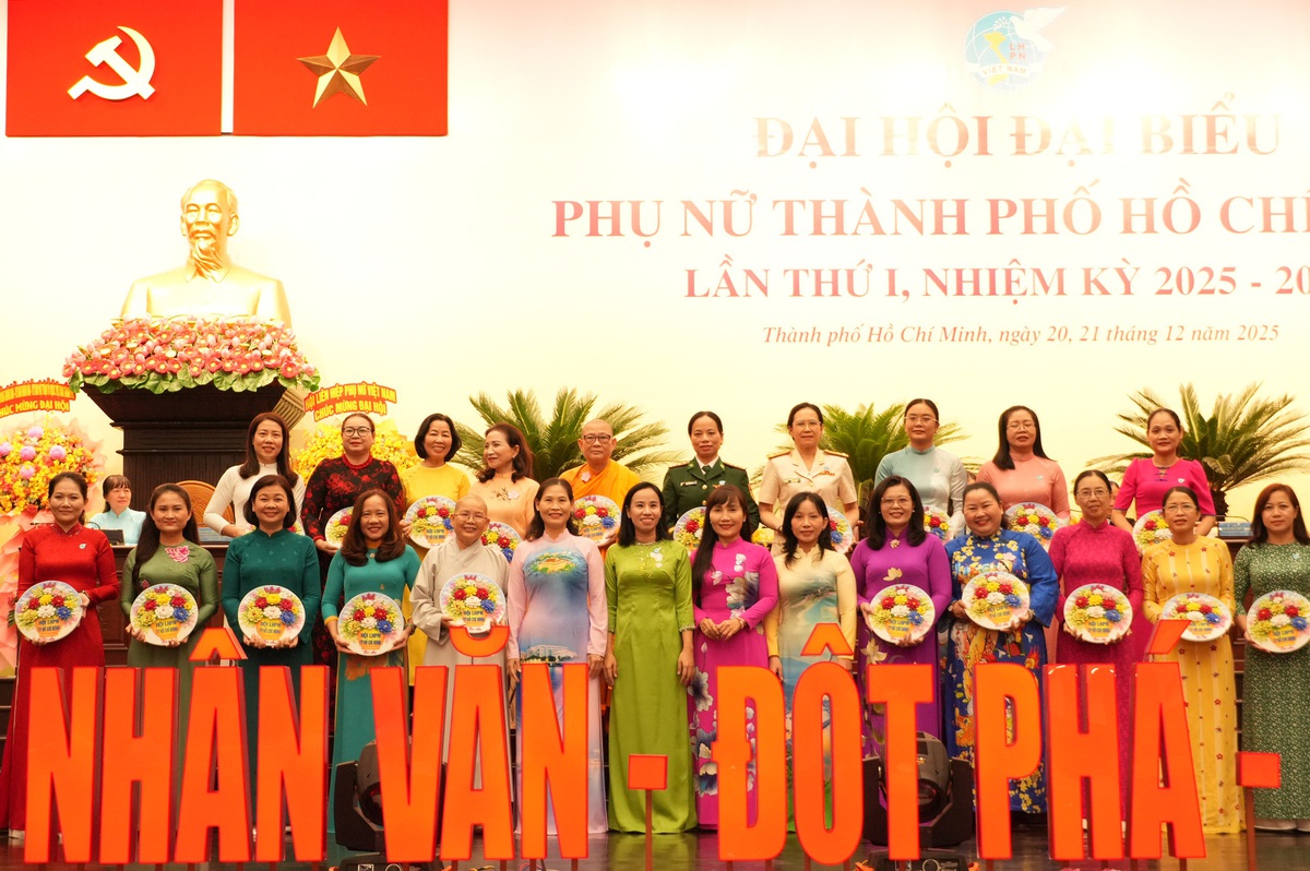 Đại hội đại biểu phụ nữ TPHCM lần thứ I, nhiệm kỳ 2025-2030, hoàn thành phiên làm việc thứ nhất- Ảnh 2.