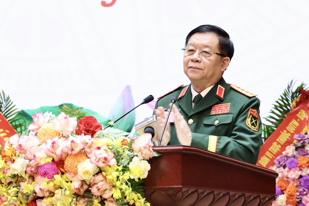 Phấn đấu xây dựng Phụ nữ Quân đội "Bản lĩnh, trí tuệ, kỷ cương, nhân ái"- Ảnh 2.