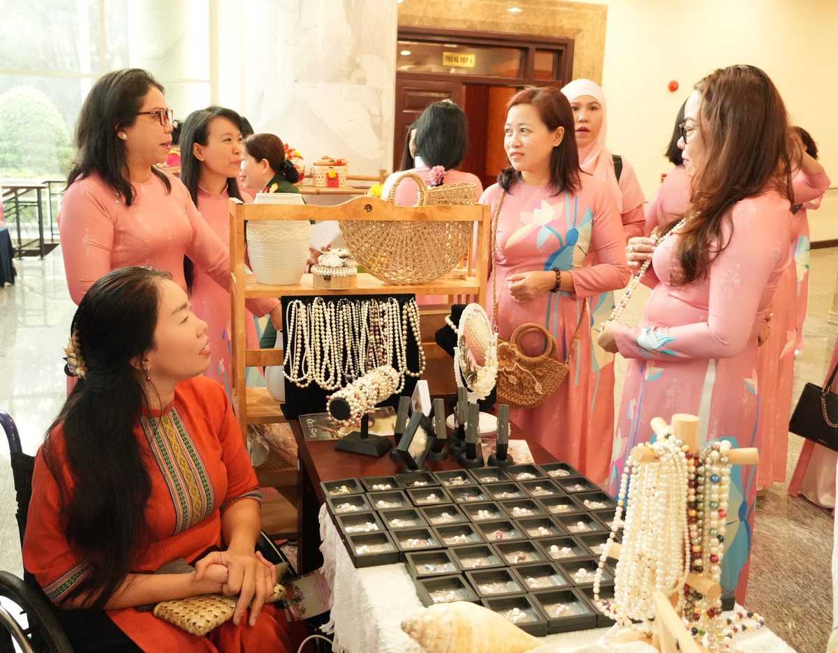 Đại hội đại biểu Phụ nữ TPHCM lần thứ I, nhiệm kỳ 2025-2030, thành công tốt đẹp- Ảnh 2.