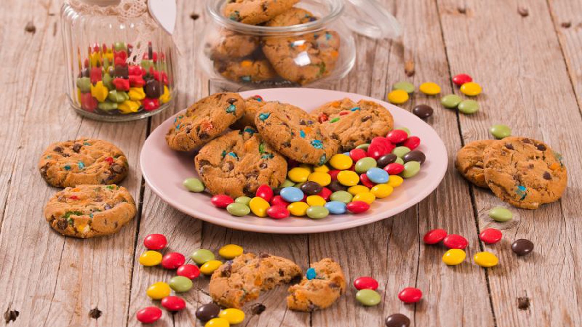 Hà Nội siết chặt thị trường bánh kẹo Tết, bảo vệ sức khỏe người tiêu dùng- Ảnh 2.