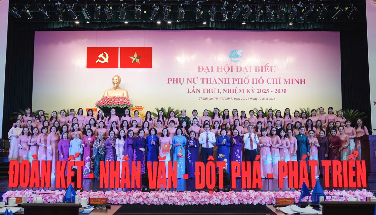 Những hình ảnh đẹp tại Đại hội Đại biểu Phụ nữ TPHCM lần thứ I, nhiệm kỳ 2025-2030- Ảnh 10.