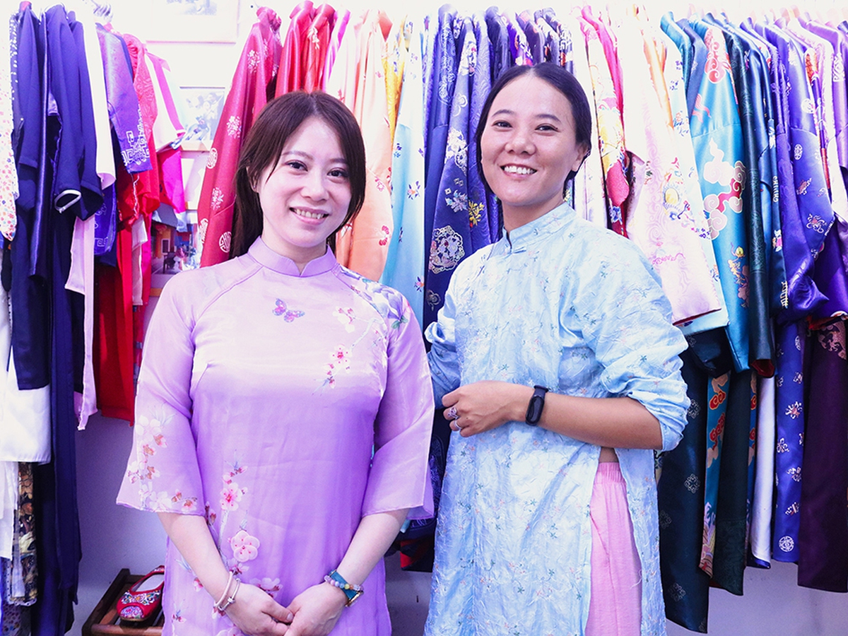 Phụ nữ trẻ Hội An bảo tồn cổ phục Việt- Ảnh 1.