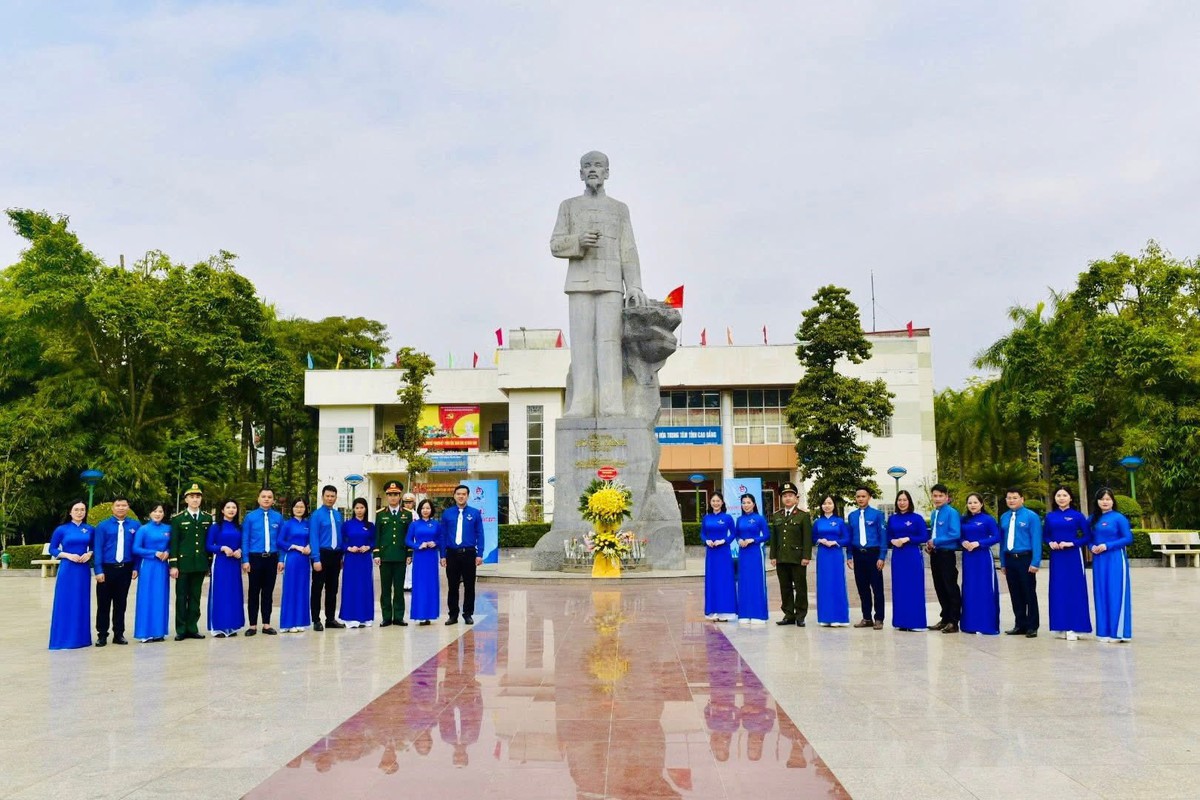 Tưởng niệm các Anh hùng liệt sĩ nơi biên cương Cao Bằng- Ảnh 6.