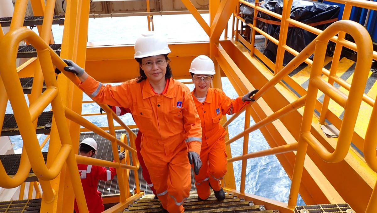 Bình đẳng giới - nền tảng phát huy sức mạnh nữ giới tại Petrovietnam- Ảnh 4.