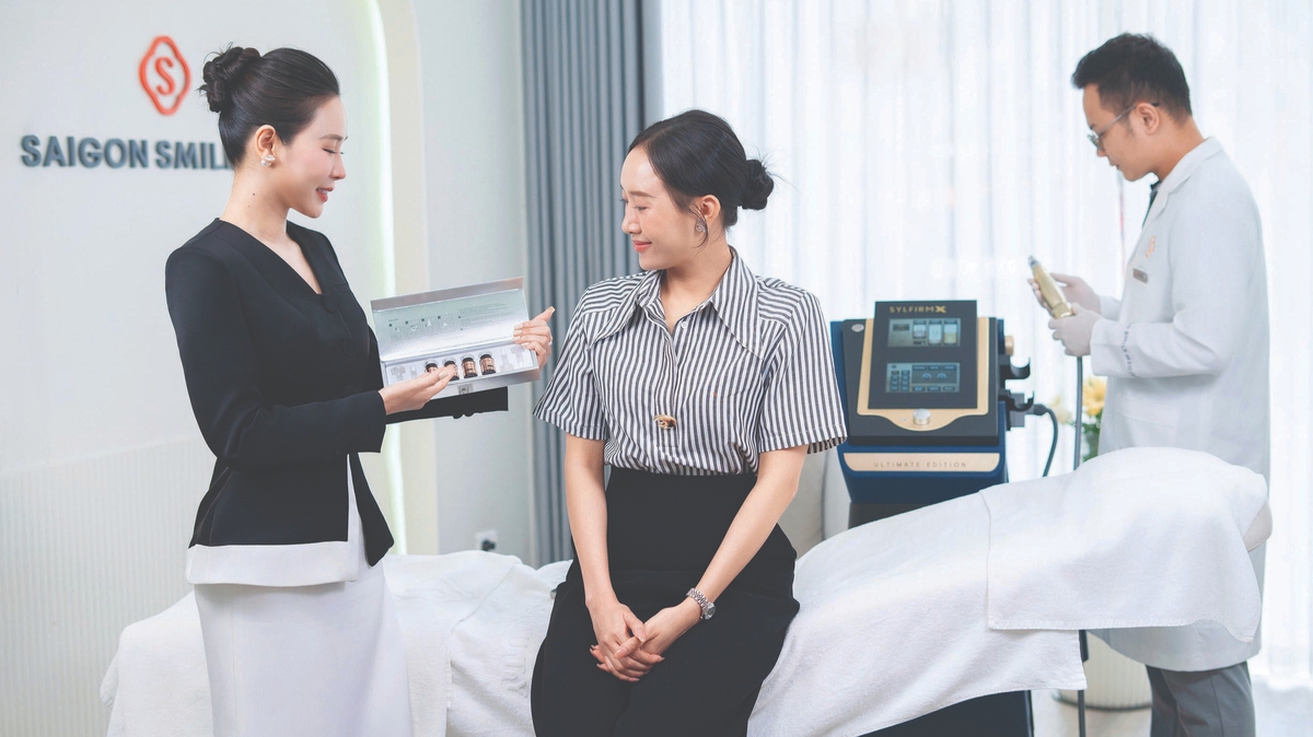 "Phụ nữ sẽ tự tin khi là phiên bản đẹp nhất của chính mình"- Ảnh 2. "Phụ nữ sẽ tự tin khi là phiên bản đẹp nhất của chính mình"- Ảnh 2.