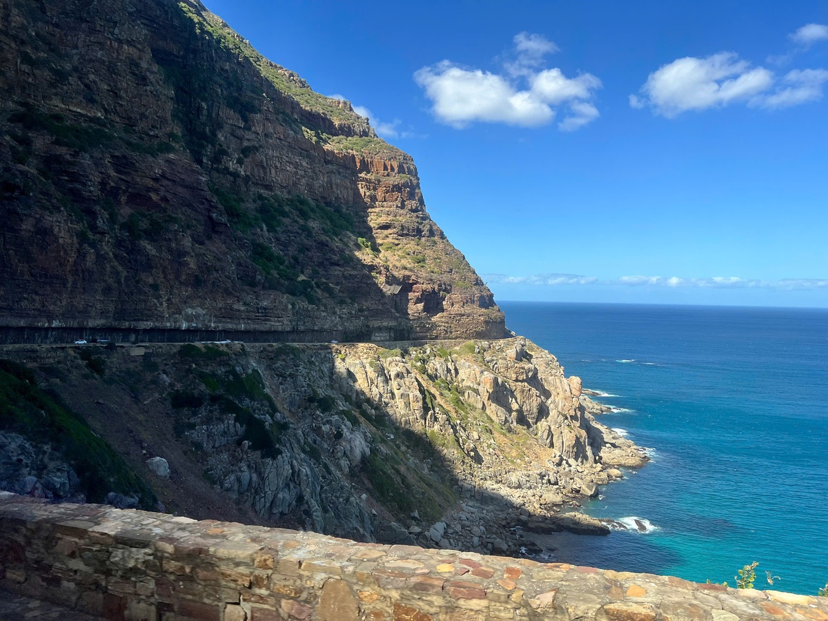 Du lịch Tết 2026: Xu hướng đi dài ngày, điểm đến độc lạ dù giá tour tăng- Ảnh 1.