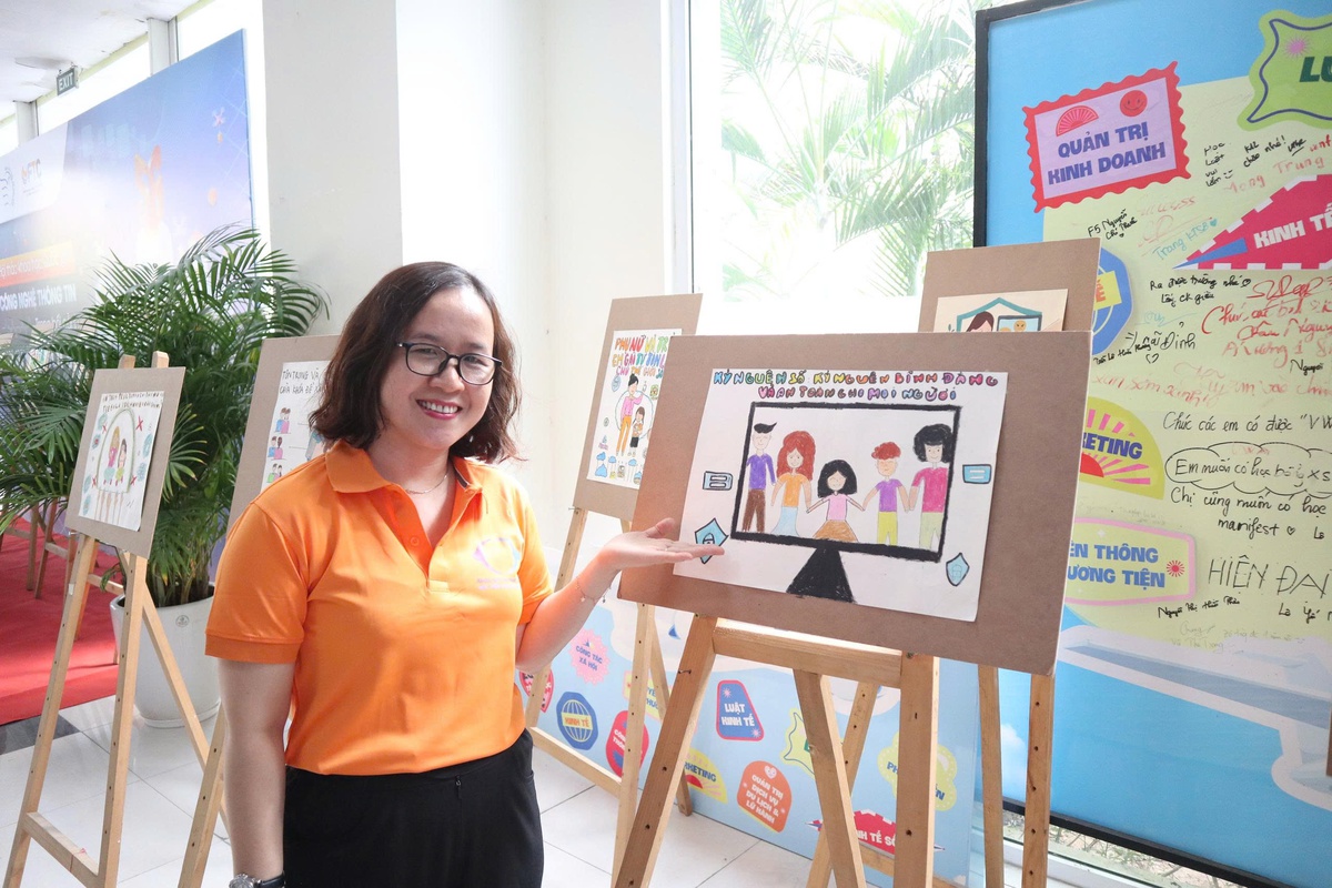 Đặt bình đẳng giới ở vị trí trung tâm để giảm nghèo bền vững- Ảnh 2.