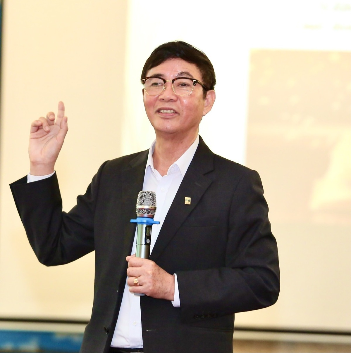 Đại tá, PGS.TS Đỗ Cảnh Thìn, chuyên gia tội phạm học