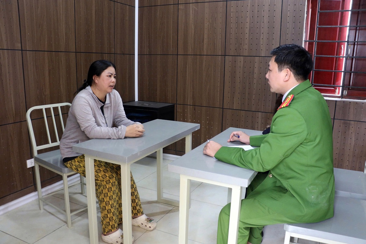 Nghệ An: Triệt phá đường dây chế tạo, mua bán vũ khí quân dụng "lớn nhất từ trước đến nay", bắt 42 đối tượng- Ảnh 1.