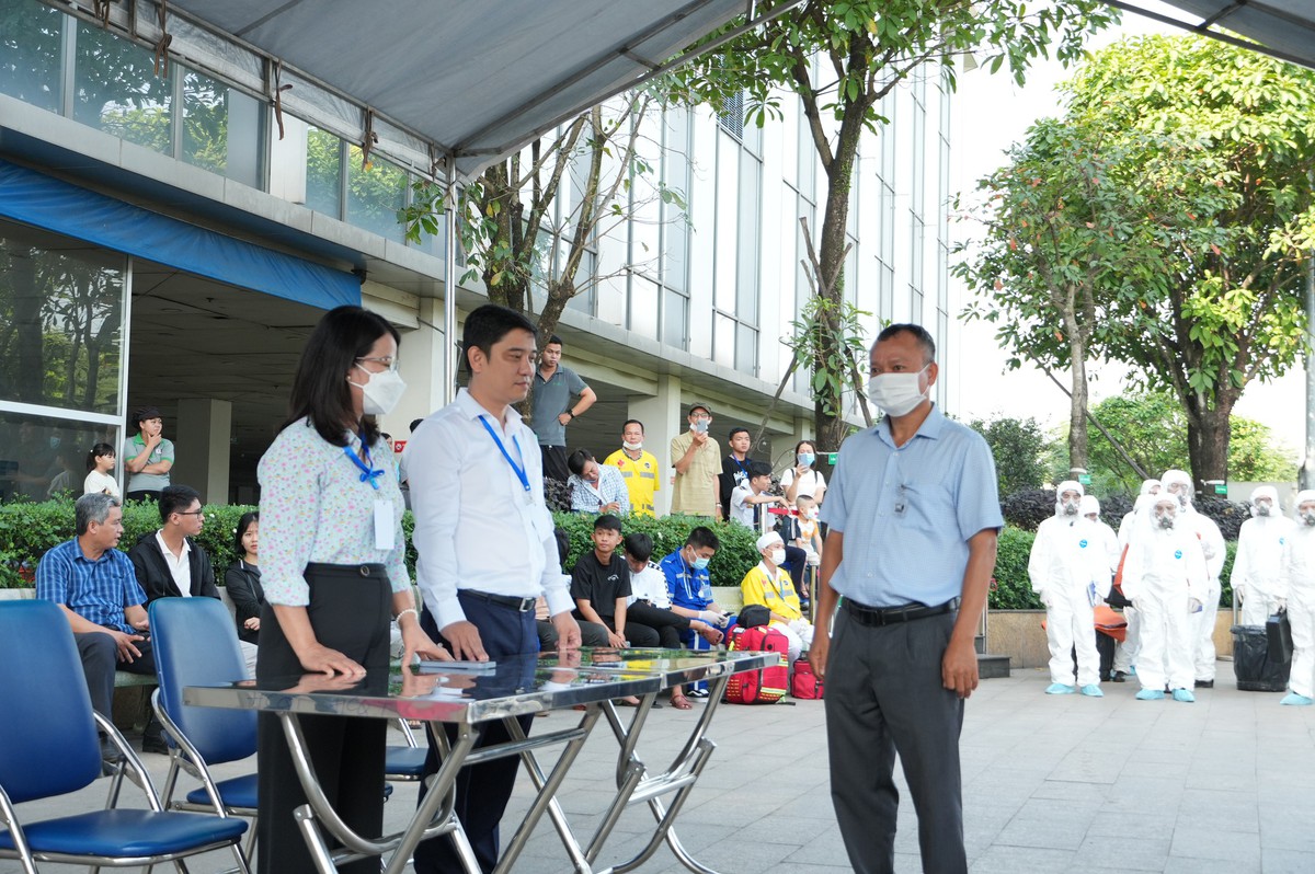 Chi tiết cuộc diễn tập ứng phó sự cố bức xạ và hạt nhân tại TPHCM- Ảnh 11.