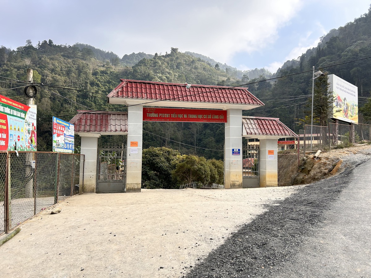 Lớp học bán trú - "phòng tuyến" bảo vệ nữ sinh vùng cao trước hủ tục tảo hôn- Ảnh 1.