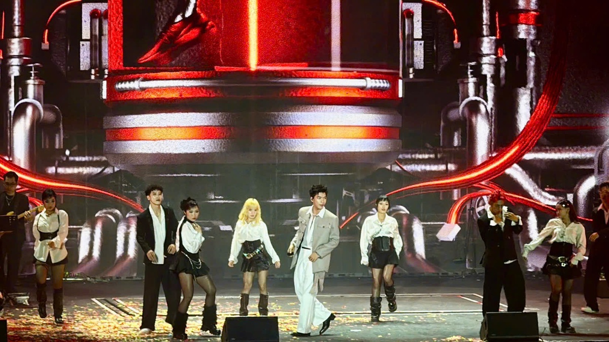 HIEUTHUHAI khuấy động sân khấu Hò Dô 2025. Ảnh: BTC