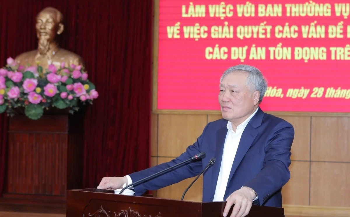 Thanh Hóa gỡ “điểm nghẽn” 423 dự án: Nhiệm vụ cấp bách chống lãng phí, khơi thông nguồn lực- Ảnh 3. Thanh Hóa gỡ “điểm nghẽn” 423 dự án: Nhiệm vụ cấp bách chống lãng phí, khơi thông nguồn lực- Ảnh 3.