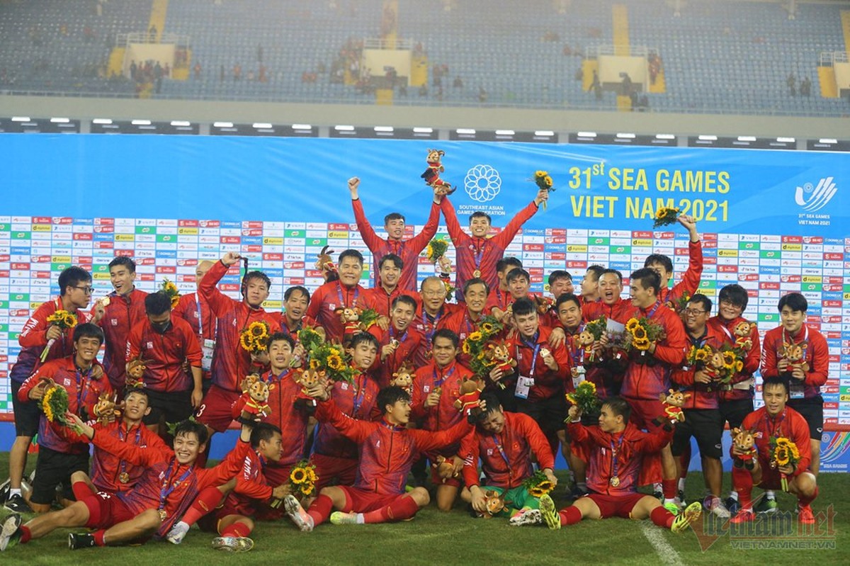 U22 Việt Nam khởi đầu thuận lợi tại môn bóng đá nam SEA Games 33- Ảnh 1.