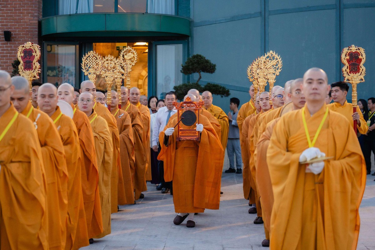 Núi Bà Đen, Tây Ninh tổ chức Lễ an vị Tôn tượng Đức Phật Câu Na Hàm Mâu Ni- Ảnh 2.