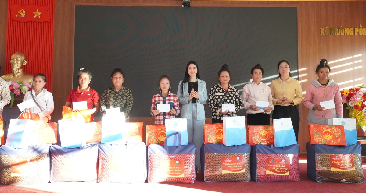 Hội LHPN Việt Nam trao "Tết yêu thương" tại tỉnh Điện Biên- Ảnh 2.