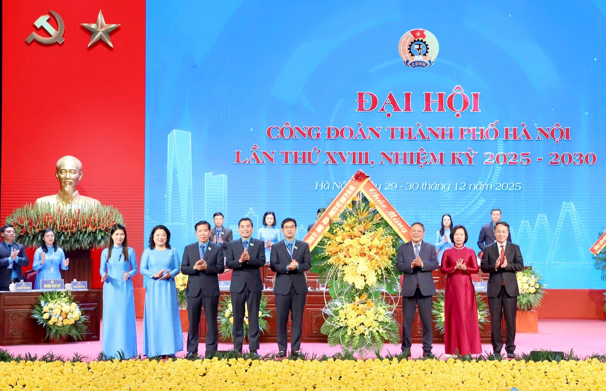 Chăm lo, bảo vệ lao động nữ: Điểm sáng trong hoạt động Công đoàn Hà Nội- Ảnh 6. Chăm lo, bảo vệ lao động nữ: Điểm sáng trong hoạt động Công đoàn Hà Nội- Ảnh 6.