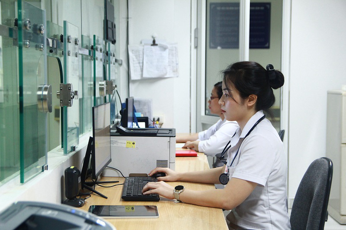 Năm 2026: Nhiều chủ trương, chính sách đột phá bảo vệ, chăm sóc và nâng cao sức khỏe Nhân dân- Ảnh 3. Năm 2026: Nhiều chủ trương, chính sách đột phá bảo vệ, chăm sóc và nâng cao sức khỏe Nhân dân- Ảnh 3.