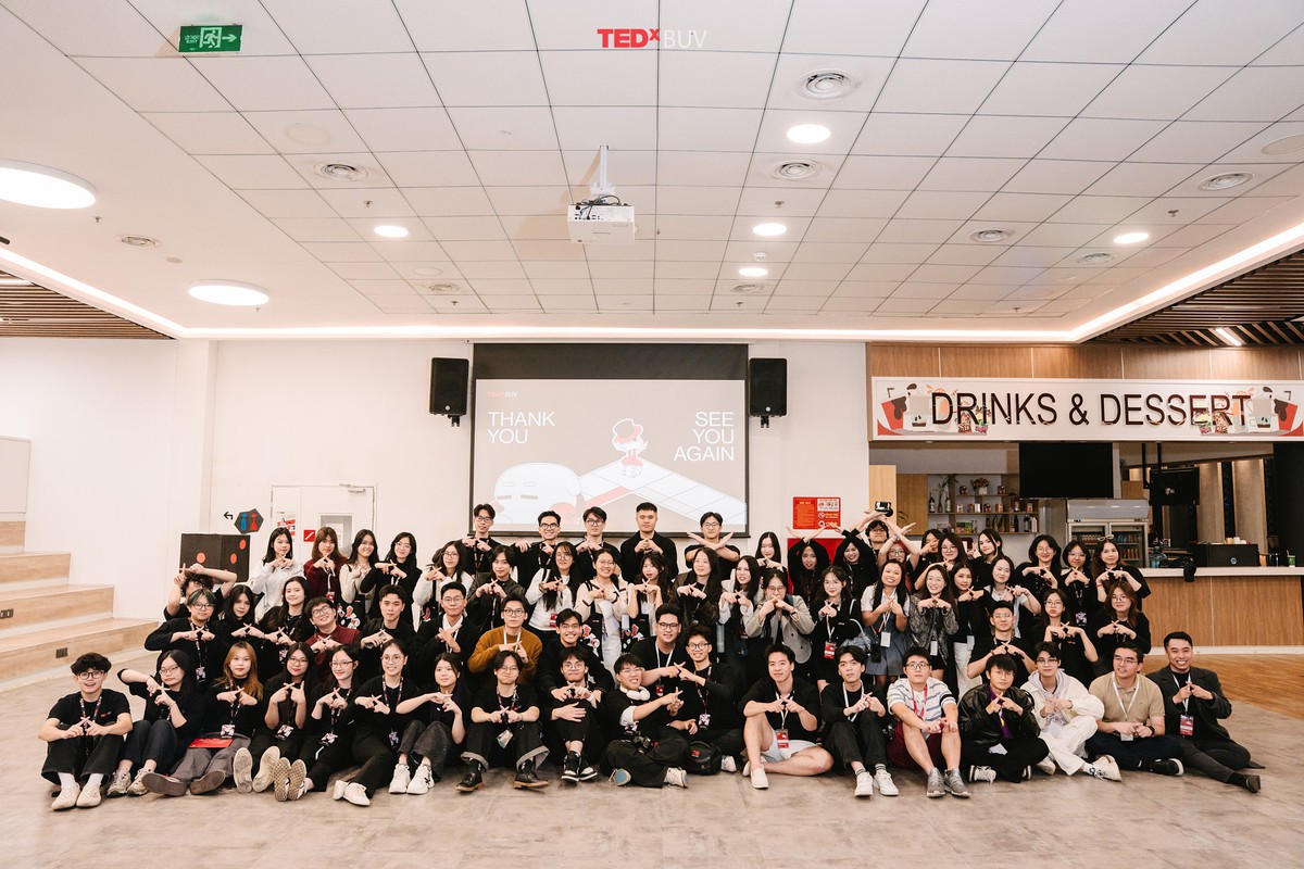 NSND Tự Long và câu chuyện vượt giới hạn bản thân tại TEDx BUV 2025- Ảnh 2.