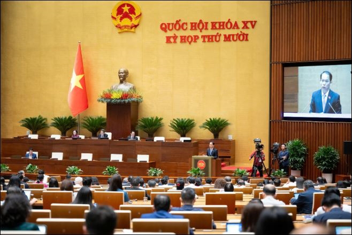 80 năm Quốc hội Việt Nam: Hành trình lập pháp bảo vệ phụ nữ và trẻ em- Ảnh 1. 80 năm Quốc hội Việt Nam: Hành trình lập pháp bảo vệ phụ nữ và trẻ em- Ảnh 1.