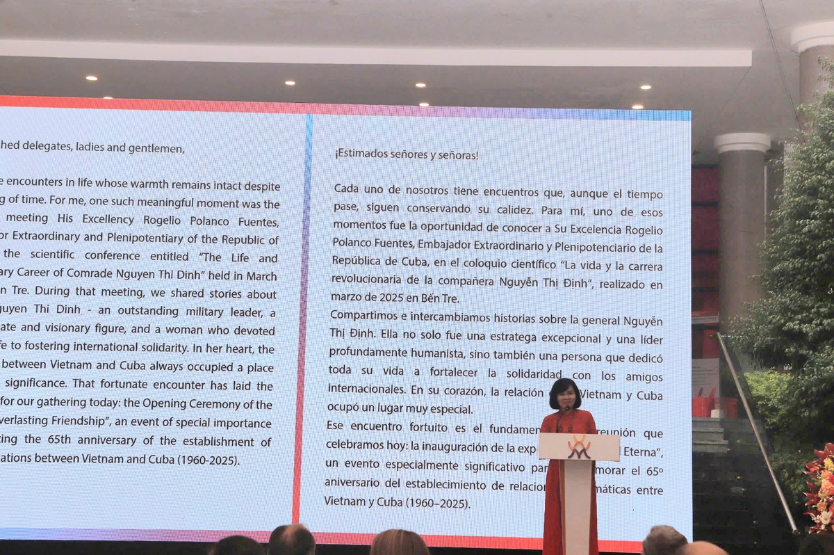 Triển lãm “Nghĩa tình thủy chung” thắt chặt mối quan hệ hữu nghị Việt Nam - Cuba- Ảnh 1. Triển lãm “Nghĩa tình thủy chung” thắt chặt mối quan hệ hữu nghị Việt Nam - Cuba- Ảnh 1.