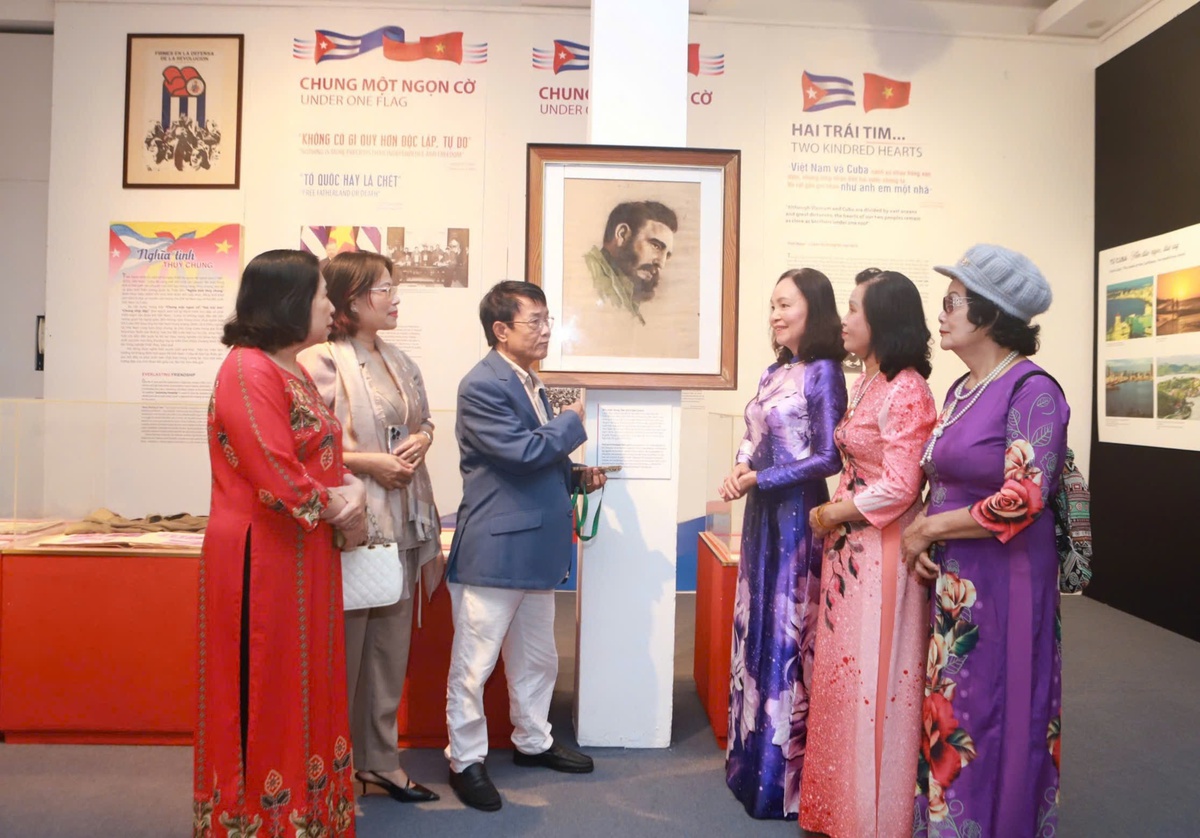 Triển lãm “Nghĩa tình thủy chung” thắt chặt mối quan hệ hữu nghị Việt Nam - Cuba- Ảnh 7. Triển lãm “Nghĩa tình thủy chung” thắt chặt mối quan hệ hữu nghị Việt Nam - Cuba- Ảnh 7.