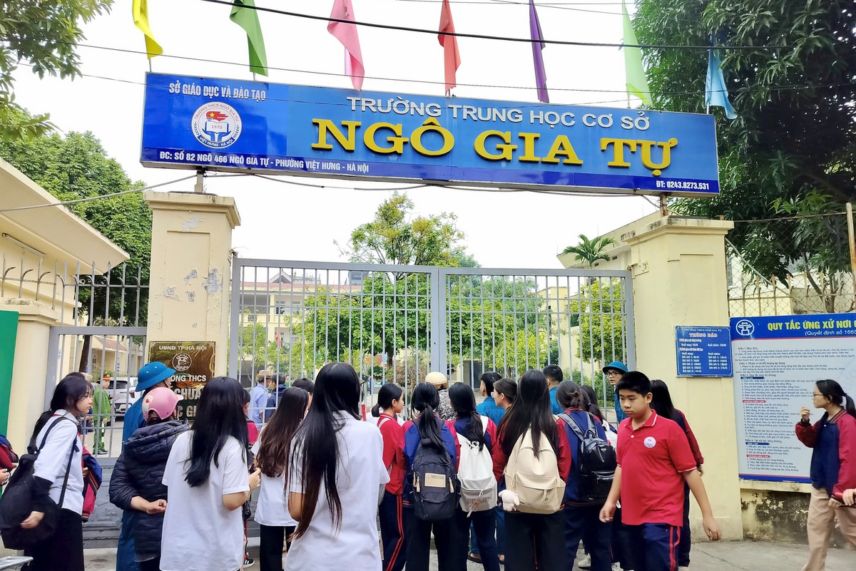 Cháy lớn tại trường học ở Hà Nội, hàng trăm học sinh phải sơ tán khẩn cấp- Ảnh 4.