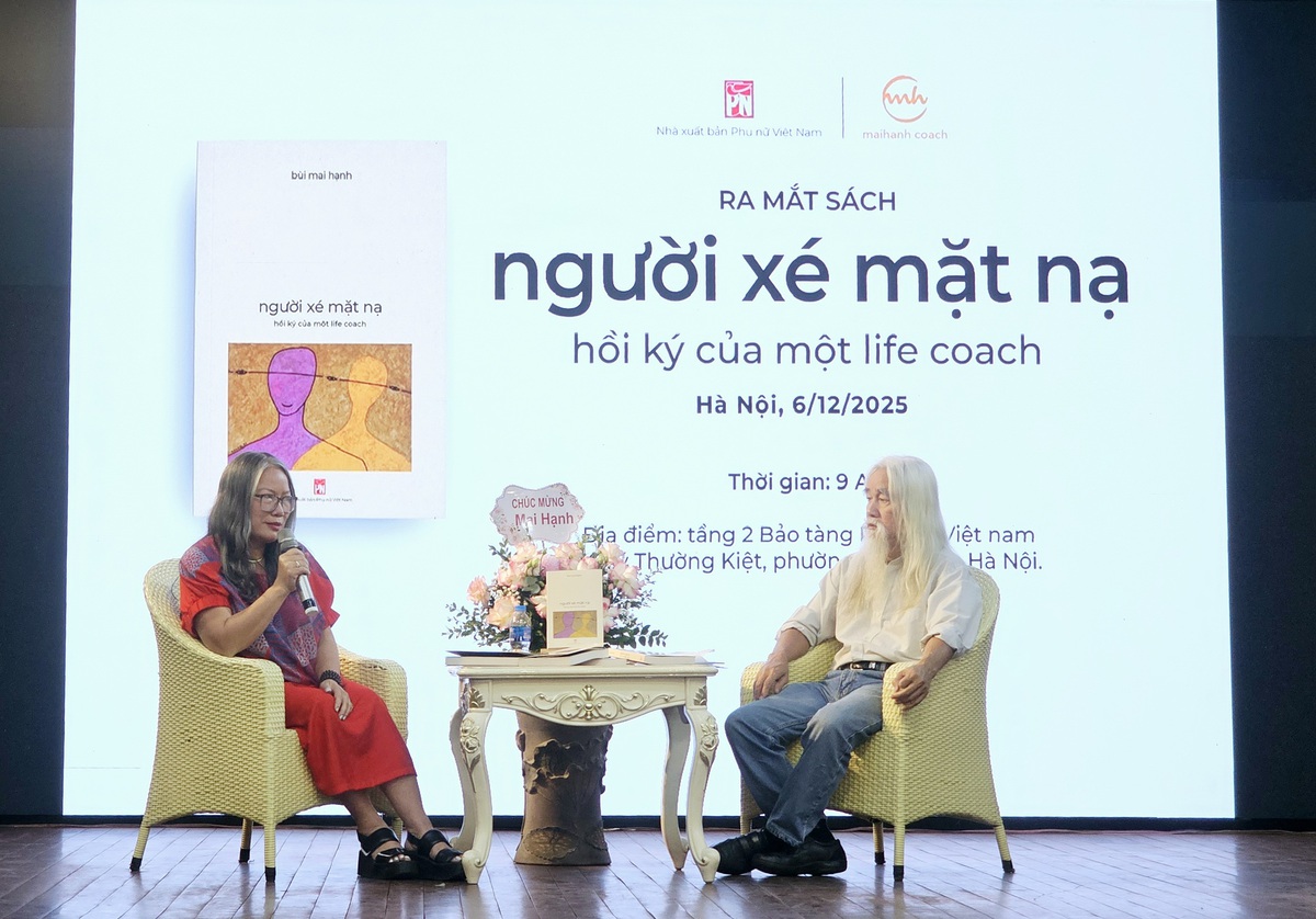 Nhà thơ nữ tiết lộ góc khuất cuộc đời: Bị bạo hành, trầm cảm, muốn tự sát- Ảnh 1. Nhà thơ nữ tiết lộ góc khuất cuộc đời: Bị bạo hành, trầm cảm, muốn tự sát- Ảnh 1.