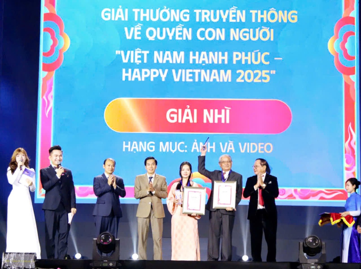 Trao Giải thưởng truyền thông về quyền con người “Việt Nam hạnh phúc”- Ảnh 2.