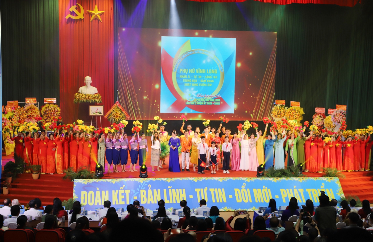 313 đại biểu dự Đại hội đại biểu Phụ nữ tỉnh Vĩnh Long lần thứ I, nhiệm kỳ 2025-2030- Ảnh 6.