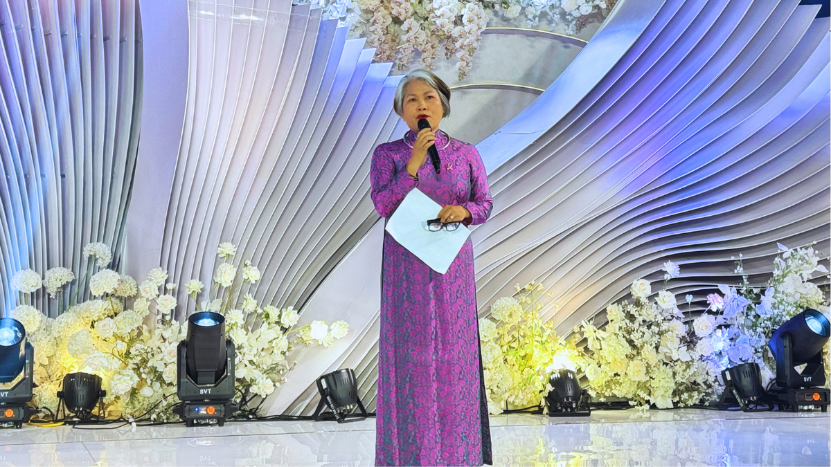 11 năm "thắp sáng niềm tin" cho phụ nữ kiên cường chống chọi ung thư vú- Ảnh 1. 11 năm "thắp sáng niềm tin" cho phụ nữ kiên cường chống chọi ung thư vú- Ảnh 1.