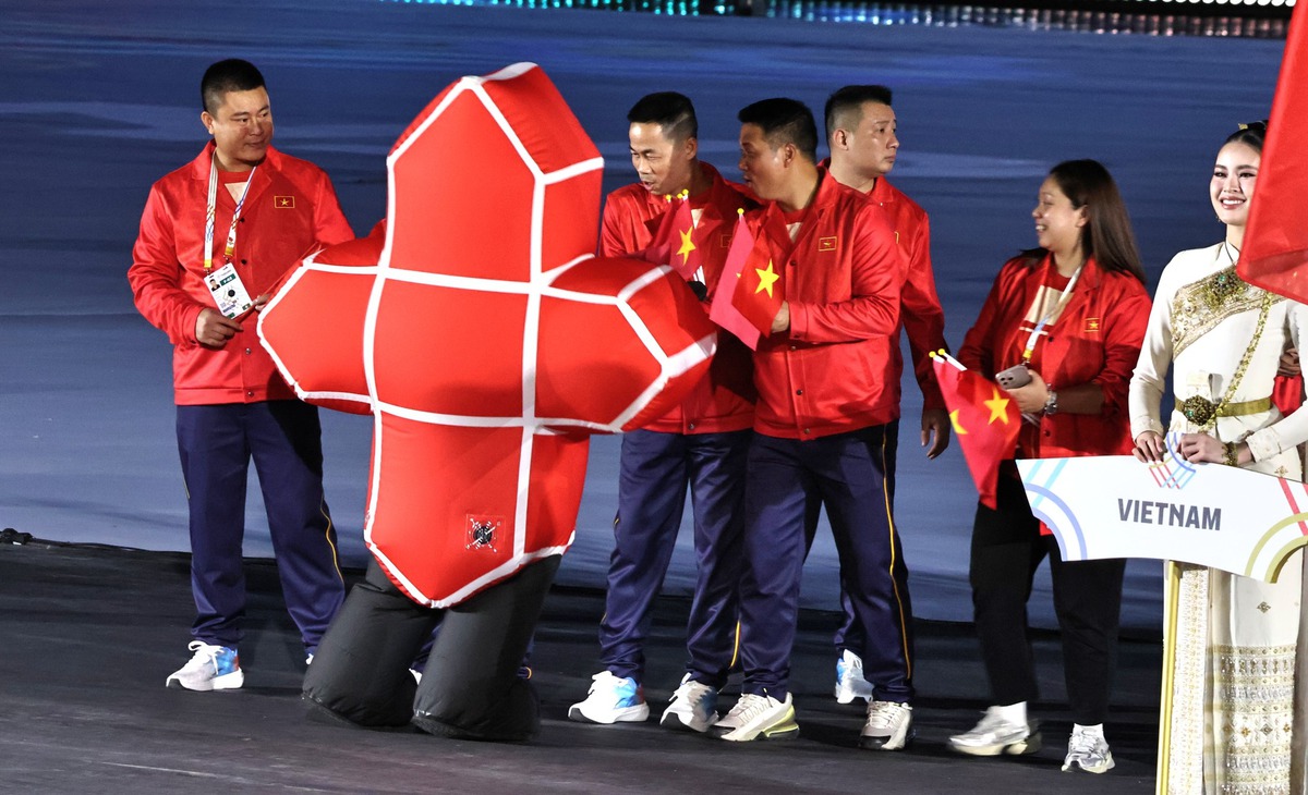 Đoàn thể thao Việt Nam rạng rỡ diễu hành khai mạc SEA Games 33- Ảnh 7.