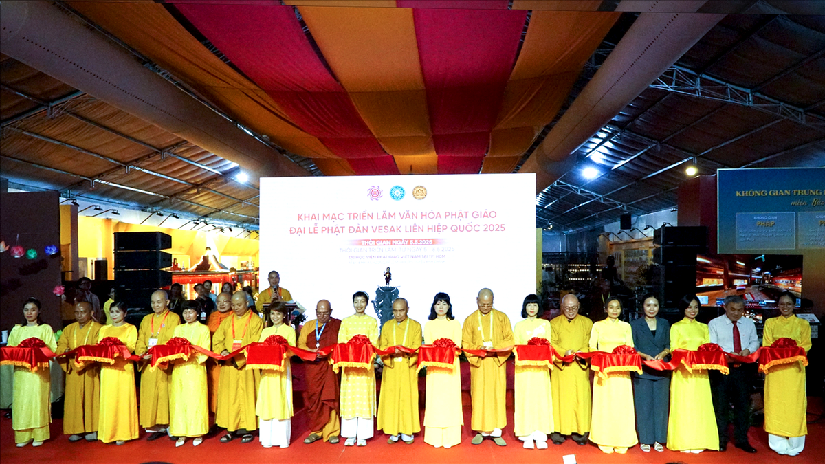 Triển lãm văn hóa Phật giáo Việt Nam chính thức khai mạc sáng 5:5 tại khuôn viên tổ chức Đại lễ Vesak Liên Hợp Quốc 2025