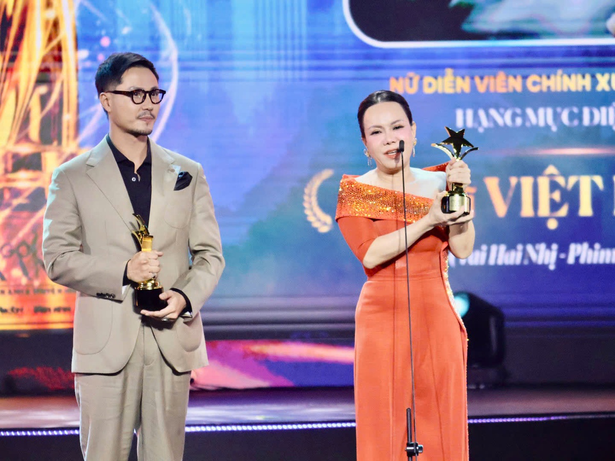 Nam, nữ diễn viên chính xuất sắc nhất do hội đồng nghệ thuật bình chọn ở hạng mục điện ảnh vinh danh nghệ sĩ Việt Hương (Chị dâu); Thanh Sơn (Tử chiến trên không)