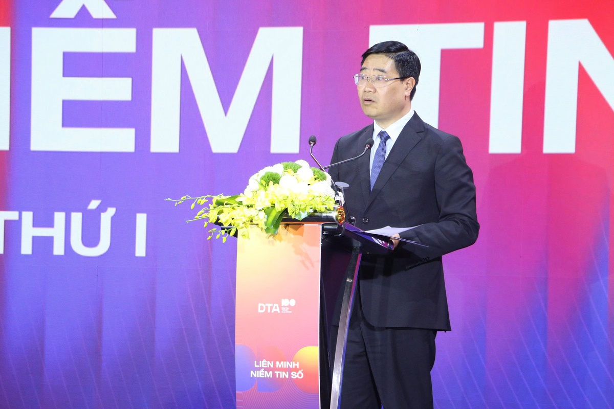 Liên minh Niềm tin Số: Chung tay bảo vệ phụ nữ, trẻ em trên không gian mạng- Ảnh 1. Liên minh Niềm tin Số: Chung tay bảo vệ phụ nữ, trẻ em trên không gian mạng- Ảnh 1.