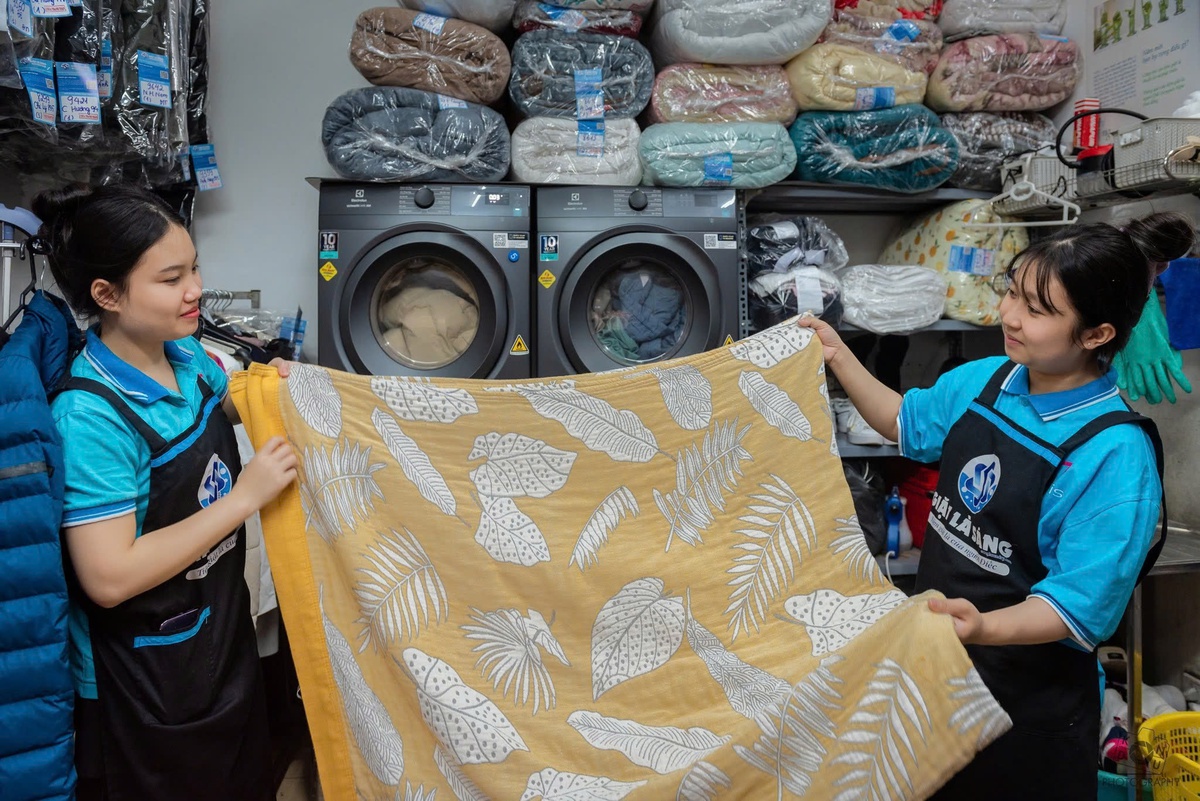 Tiệm giặt trong im lặng và người phụ nữ mở lối cho những giấc mơ- Ảnh 2.