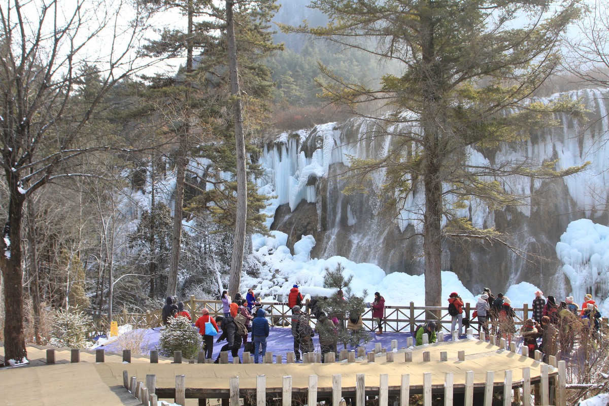 Cảnh sắc siêu thực ở Cửu Trại Câu mùa tuyết trắng- Ảnh 9.