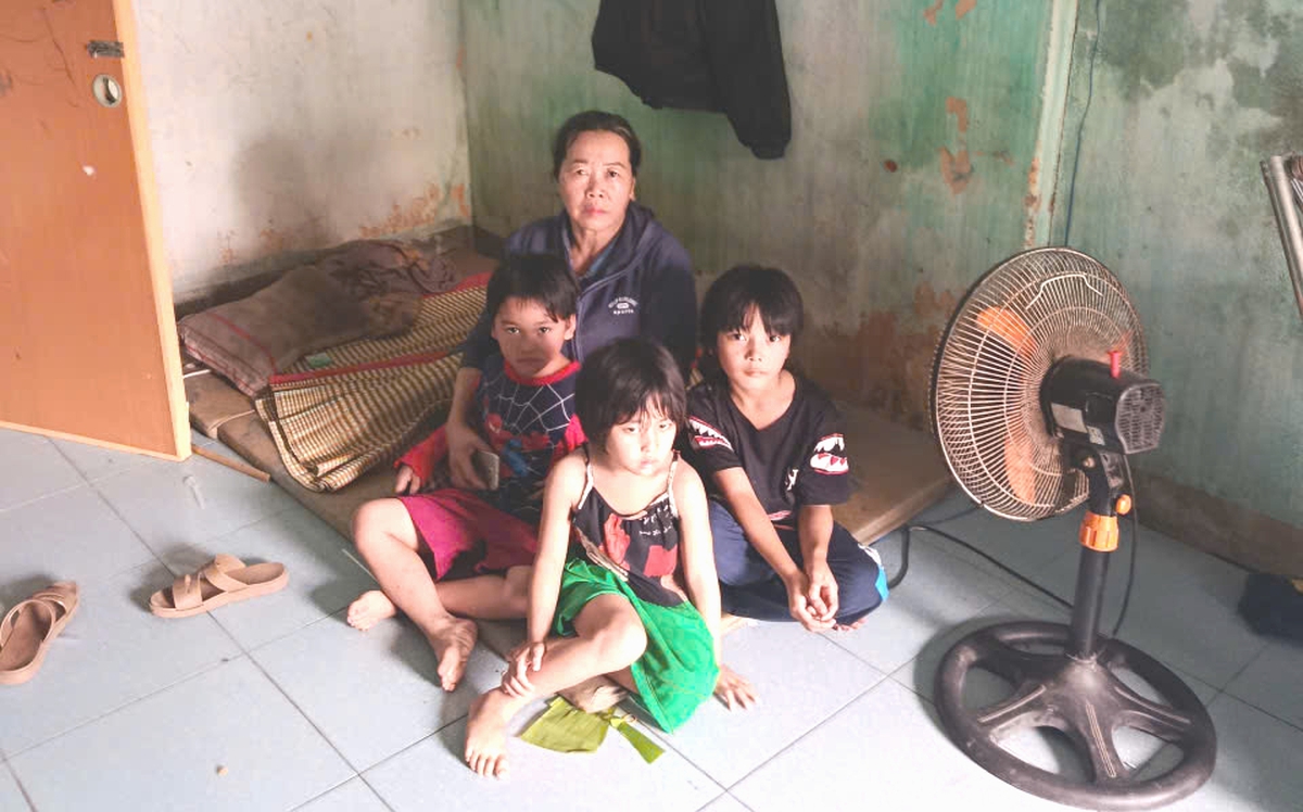 Ấm áp chương trình "Xuân yêu thương" đến với người bà đơn thân- Ảnh 1.